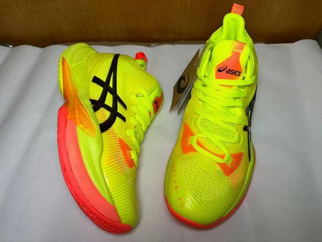 נעליים ASICS ASICS