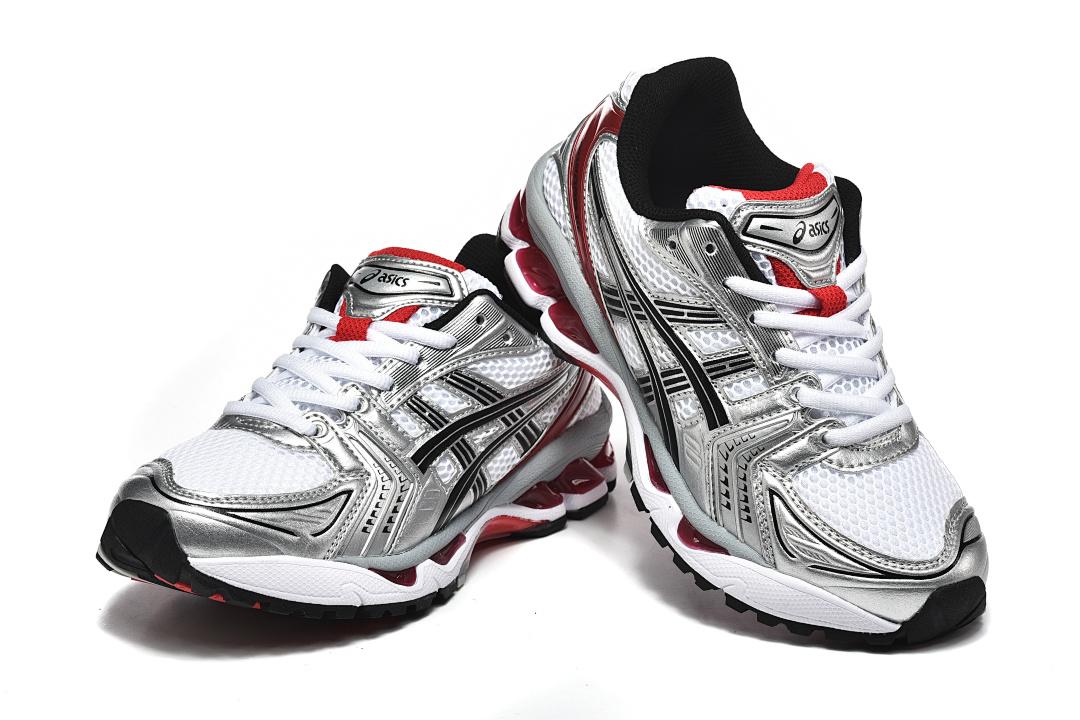 נעליים ASICS ASICS