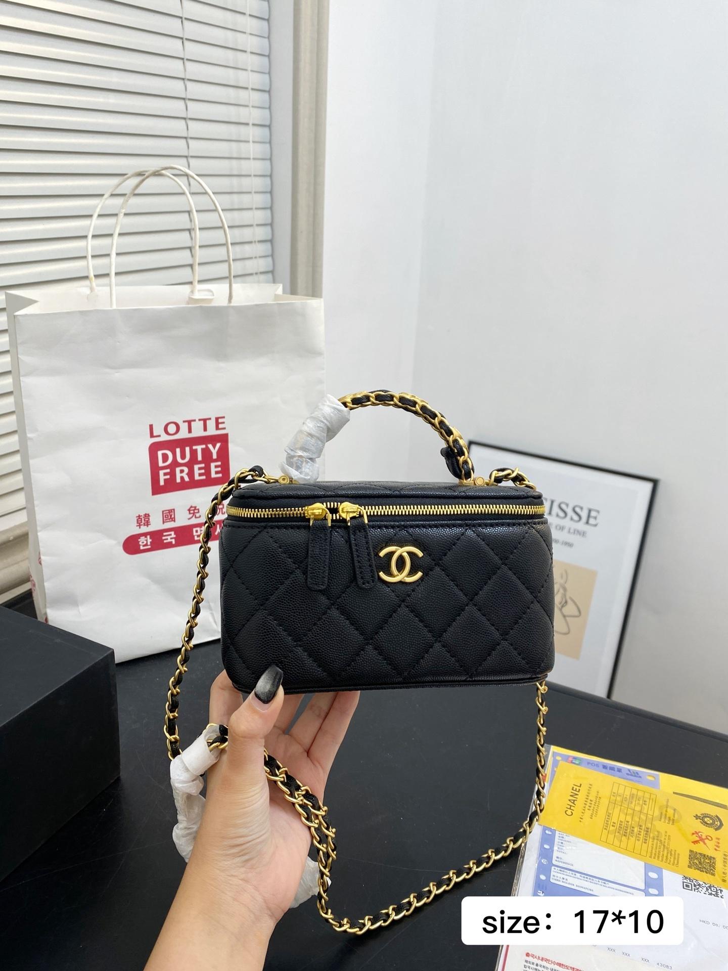 תיק קוסמטיקה Chanel Chanel