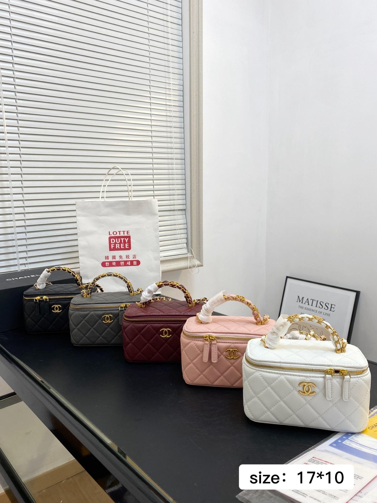 תיק קוסמטיקה Chanel Chanel