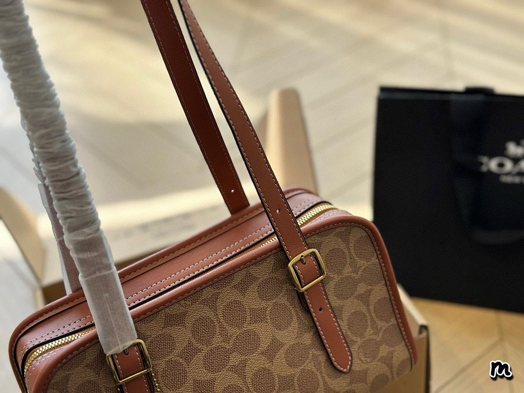 תיק Coach Coach