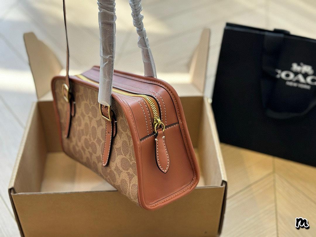 תיק Coach Coach