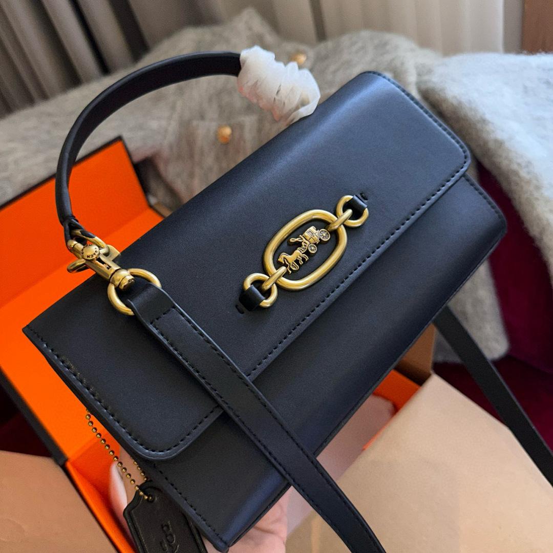 תיק Coach Coach