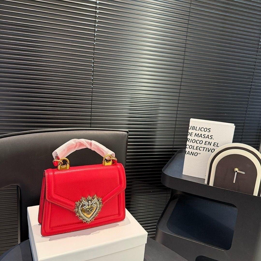 תיק D&G D&G