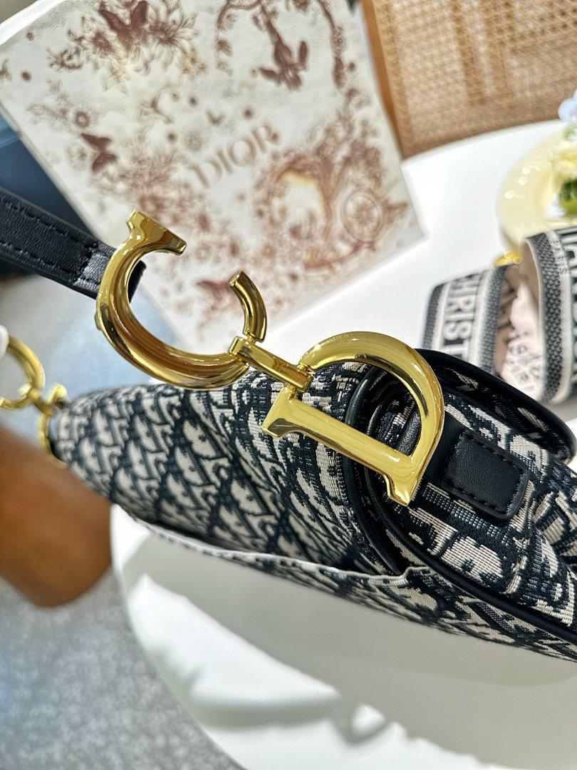 תיק Dior Dior