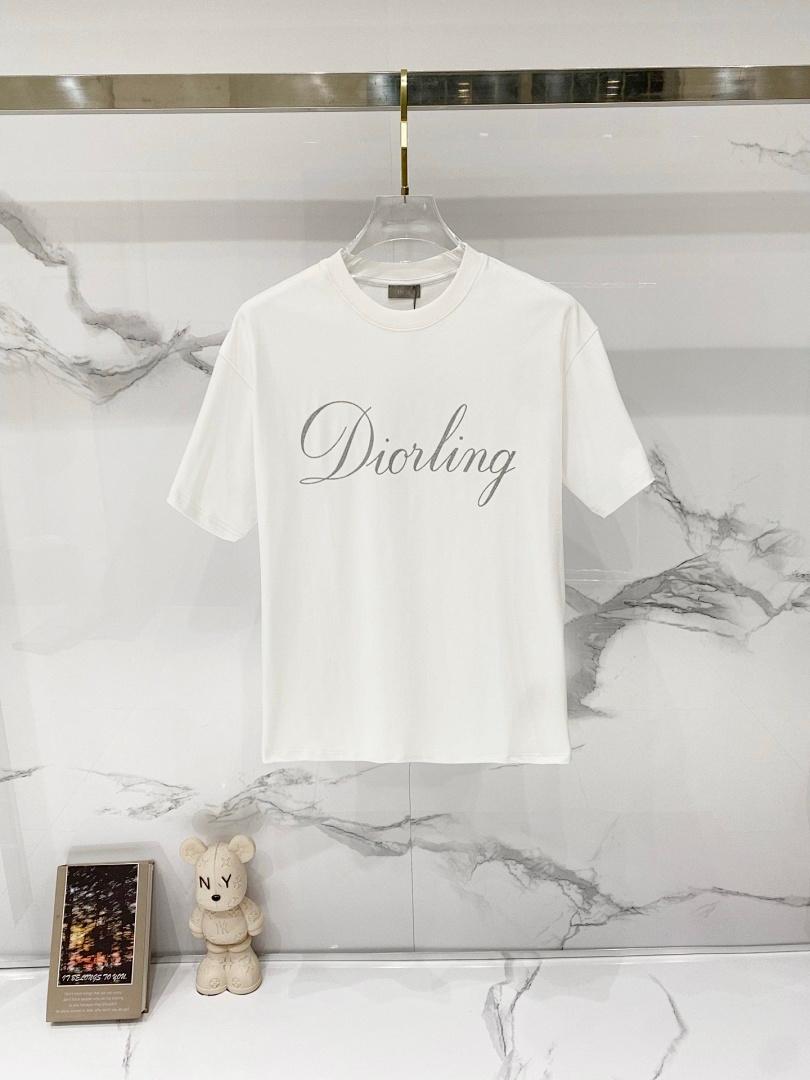בגד Dior Dior