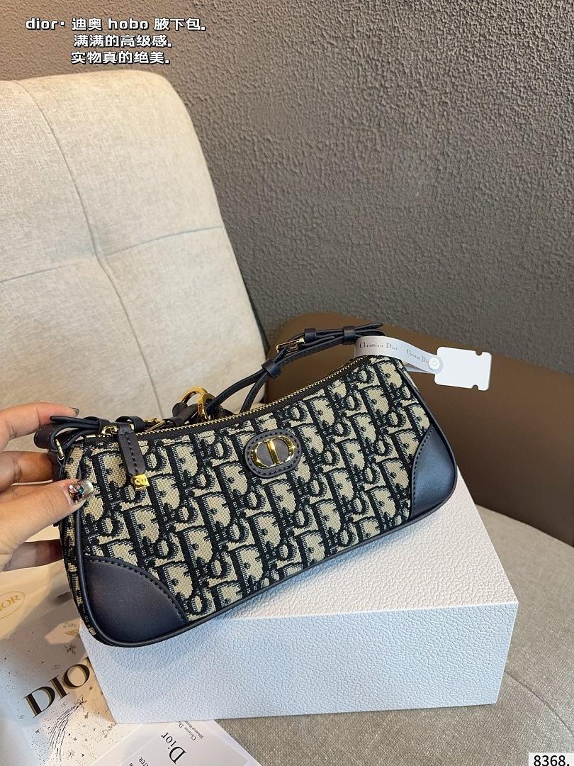 תיק Dior Dior