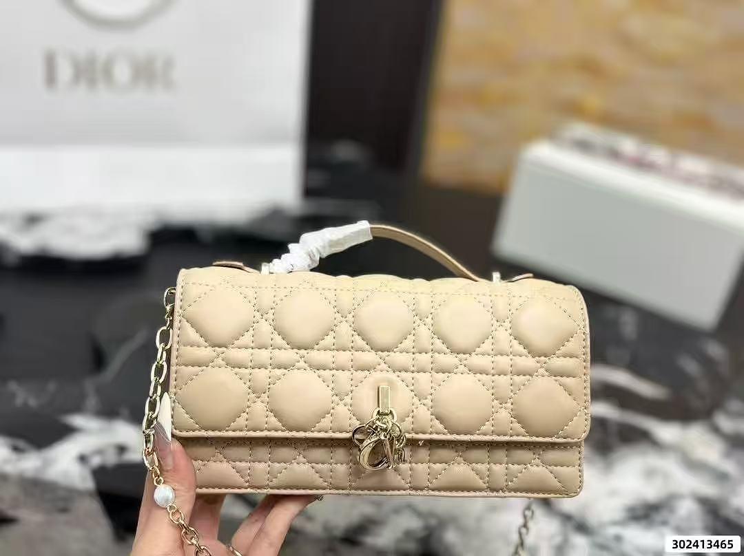 תיק Dior Dior