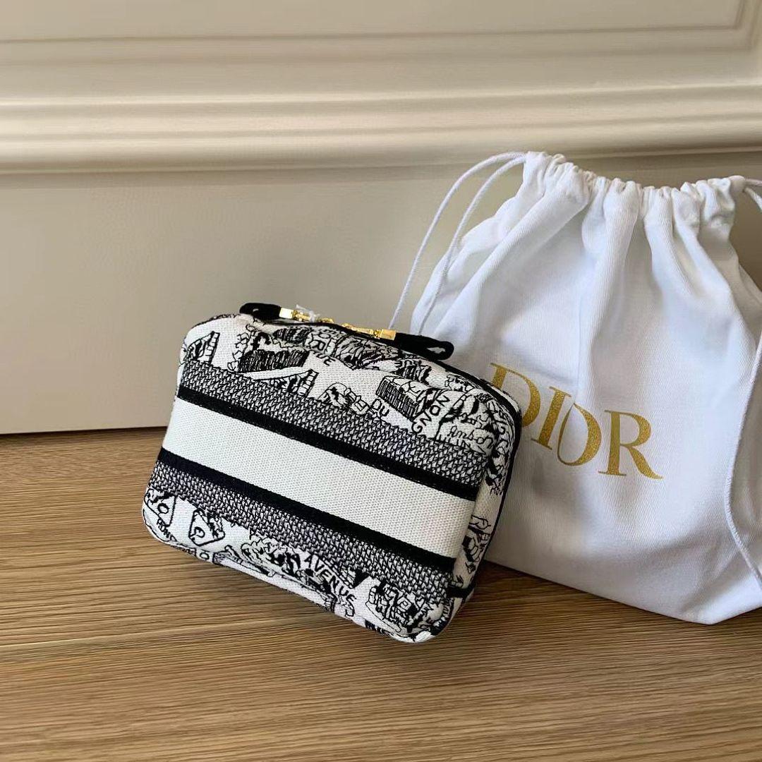 תיק Dior Dior