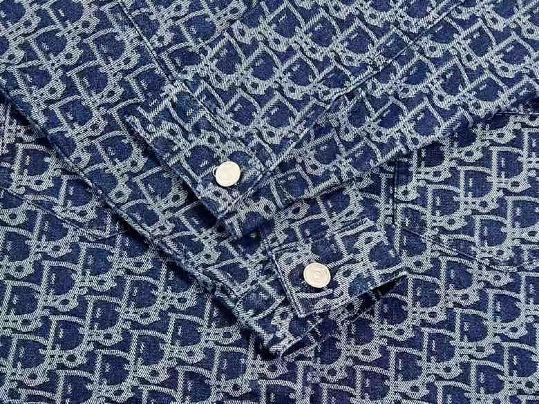 בגד Dior Dior