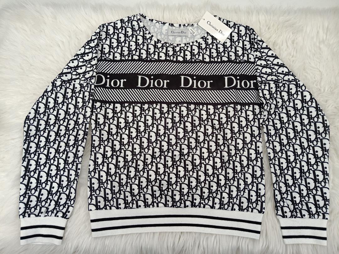 בגד Dior Dior