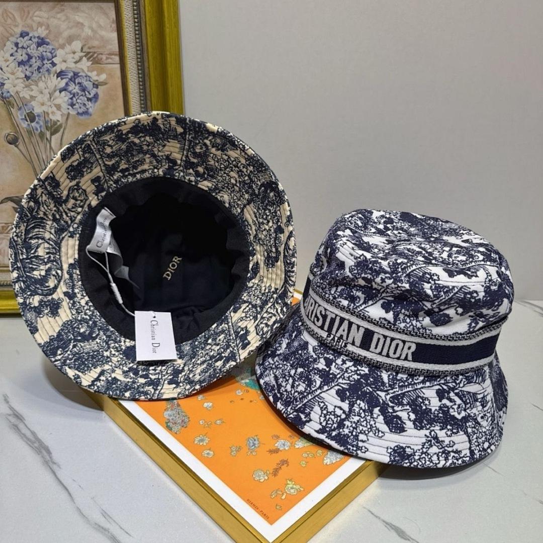 כובע Dior Dior