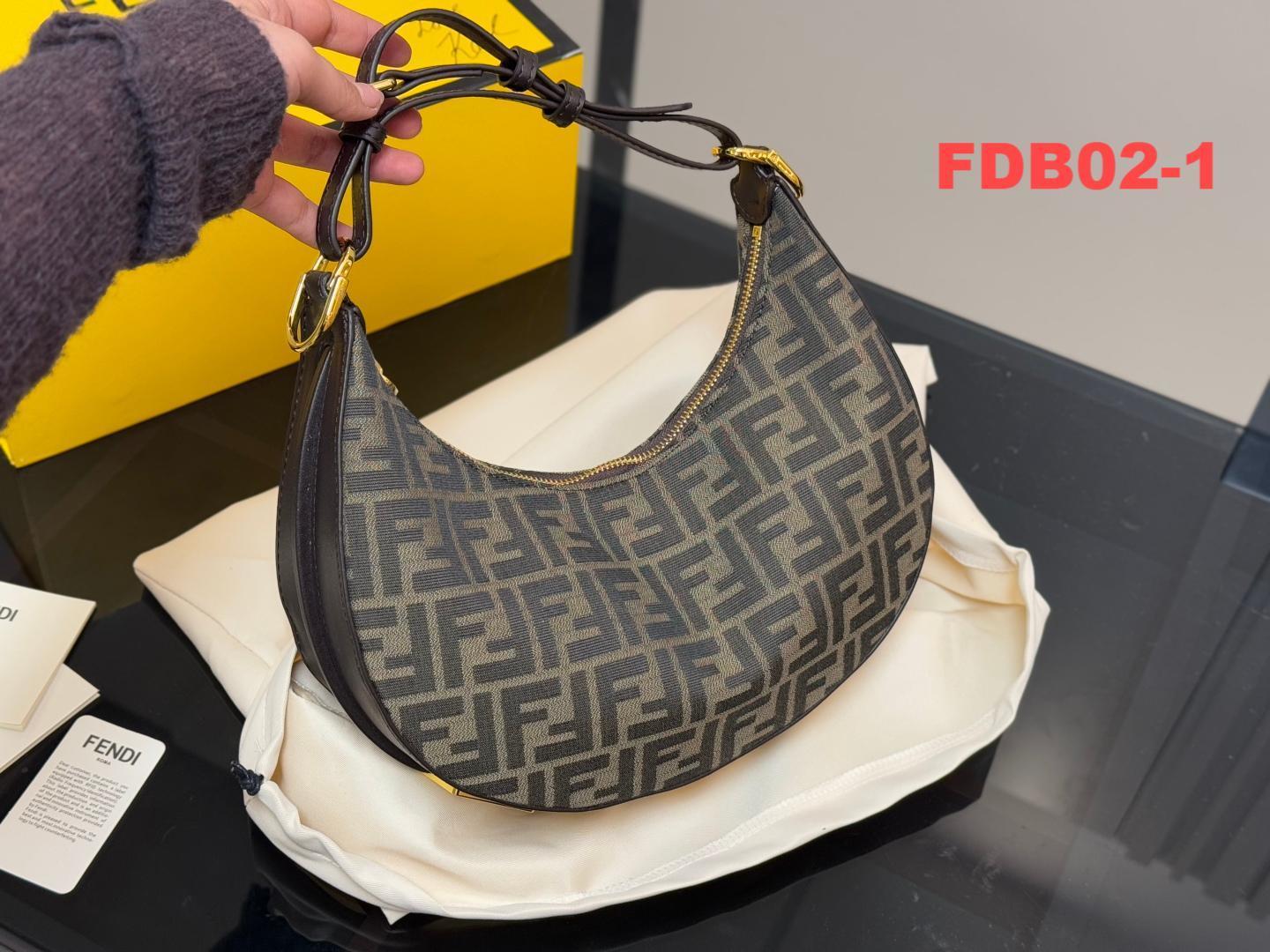 תיק צד Fendi Fendi