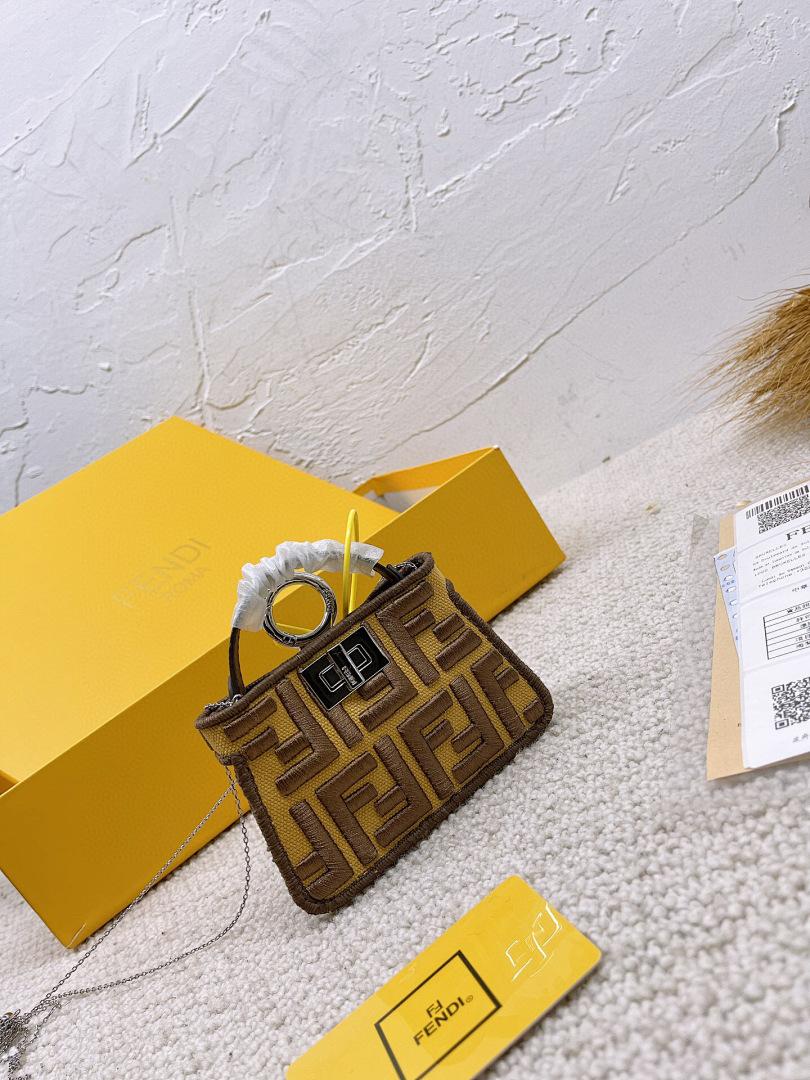 תיק Fendi Fendi