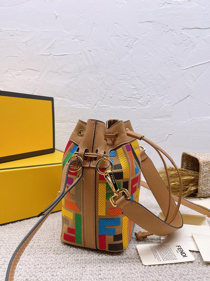 תיק Fendi Fendi