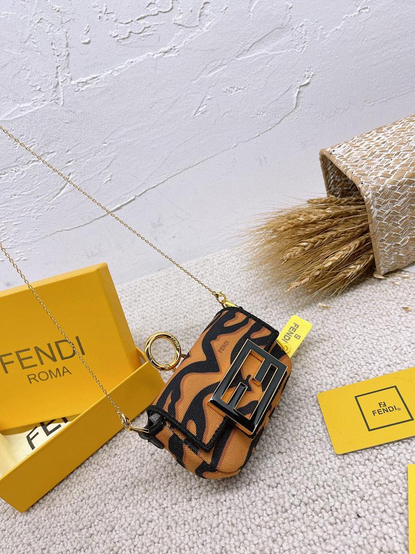 תיק Fendi Fendi