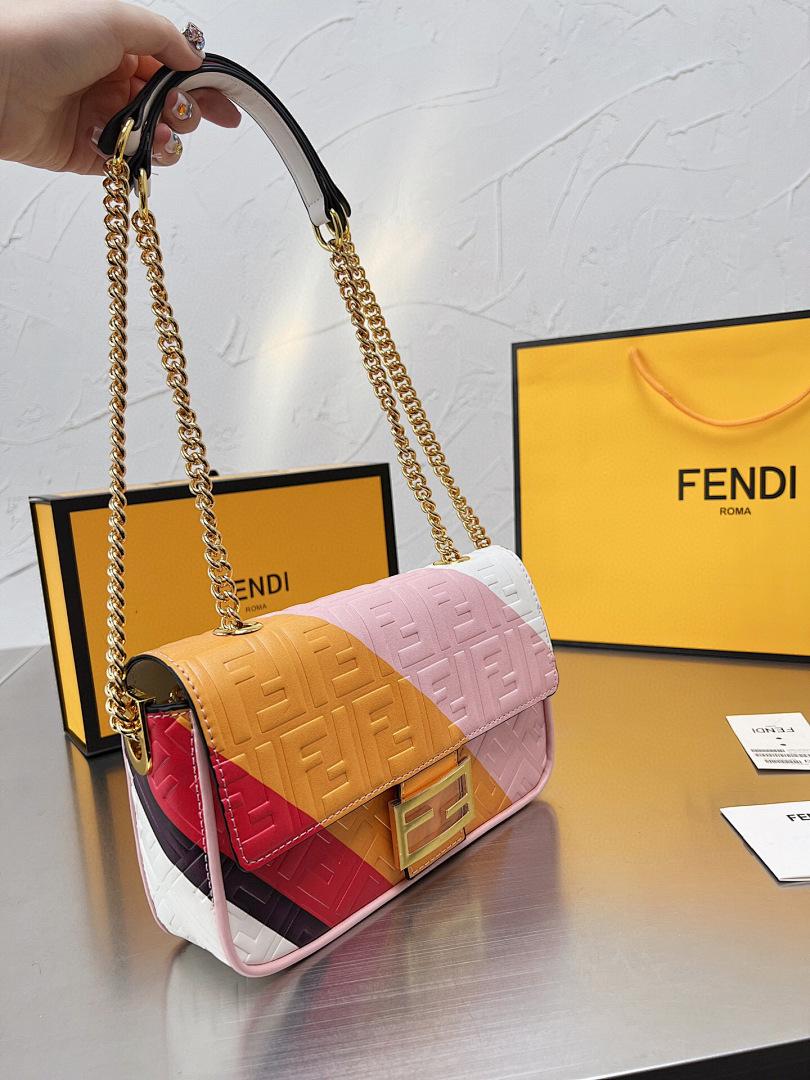 תיק Fendi Fendi