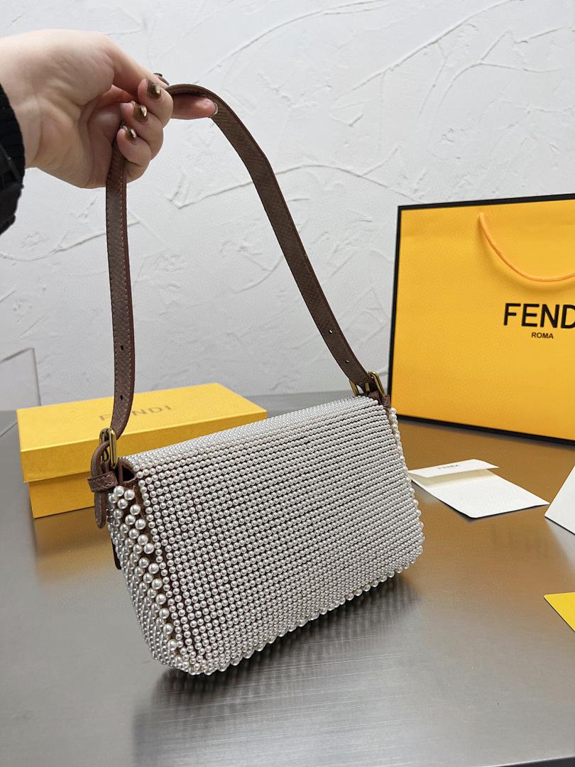 תיק Fendi Fendi