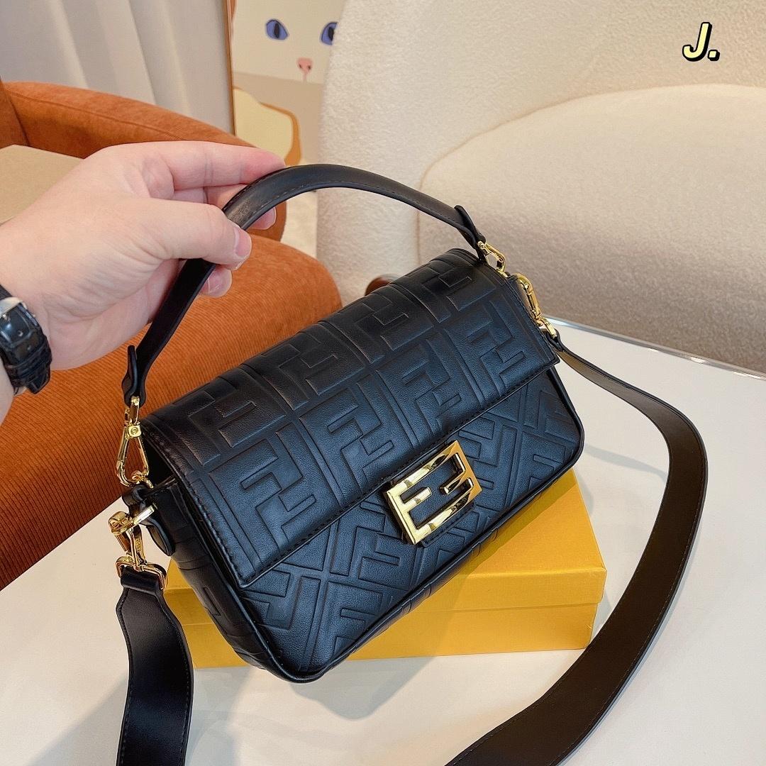 תיק Fendi Fendi