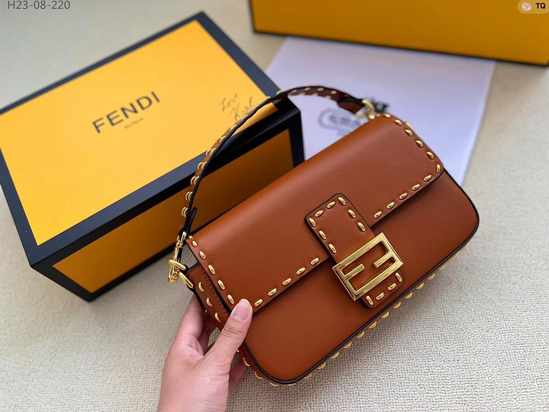 תיק Fendi Fendi