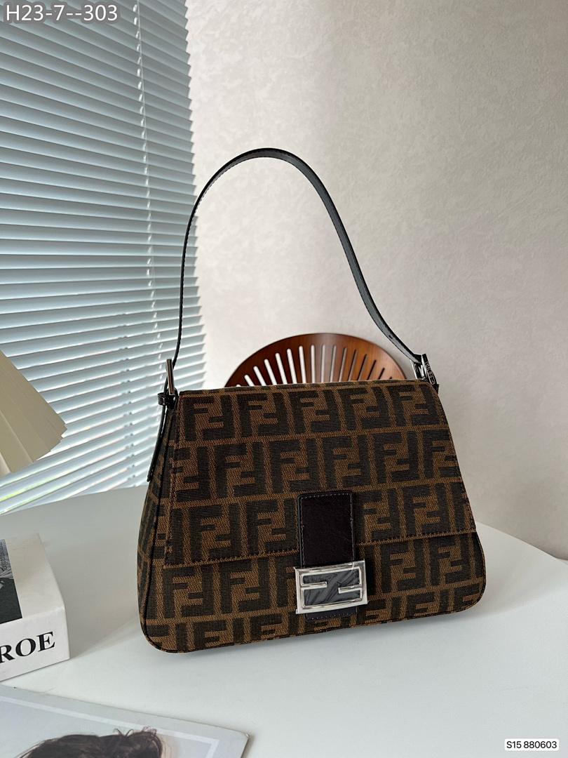 תיק Fendi Fendi