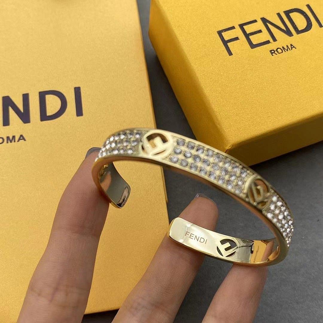 תיק צד Fendi Fendi