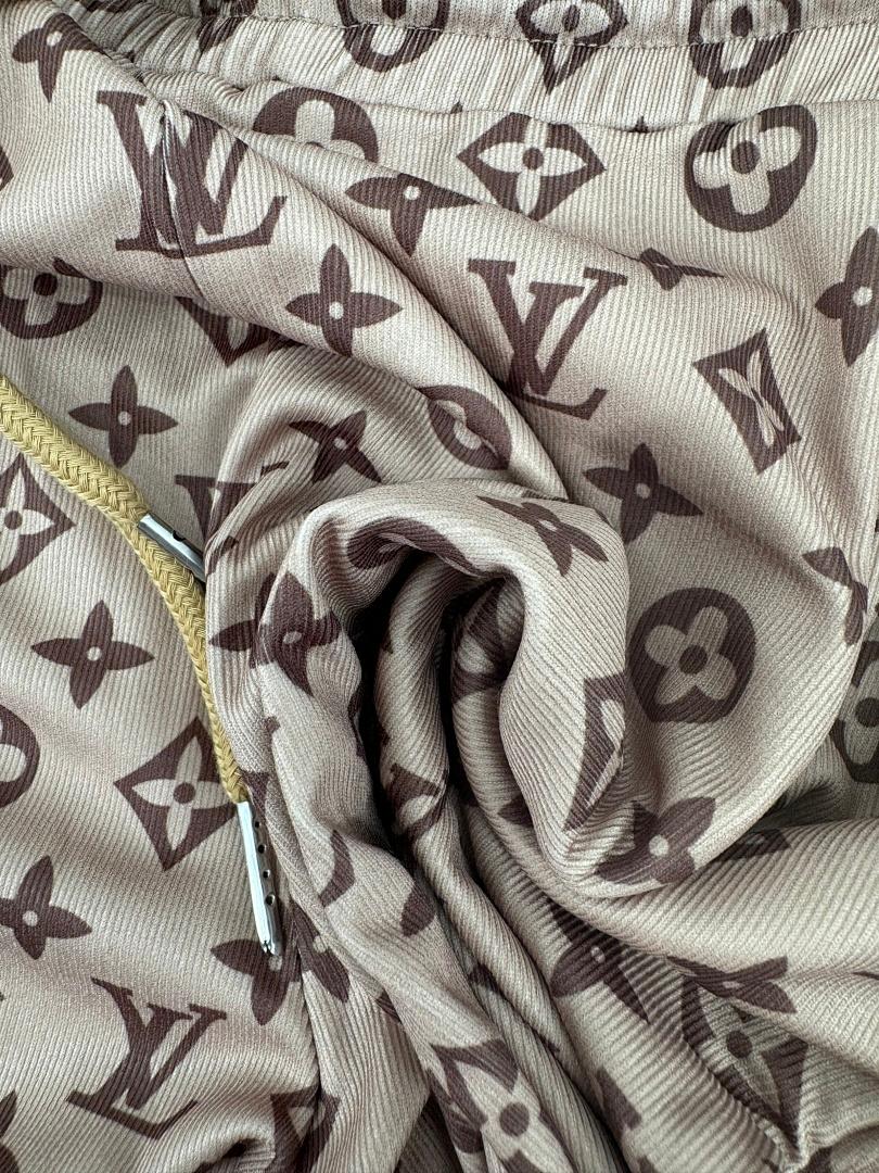 בגד Gucci Gucci