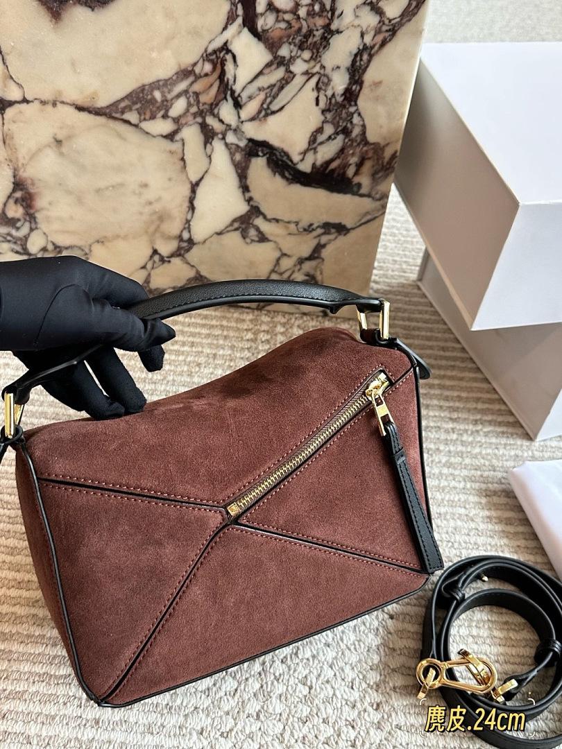 תיק Loewe Loewe