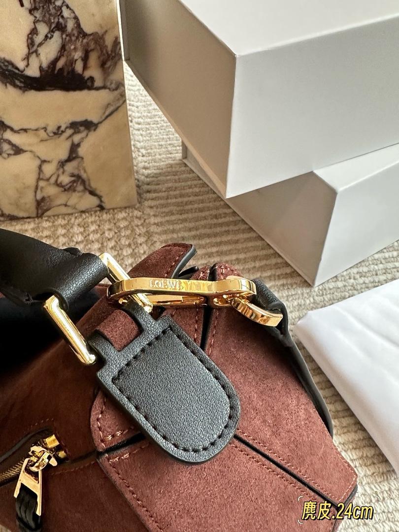 תיק Loewe Loewe