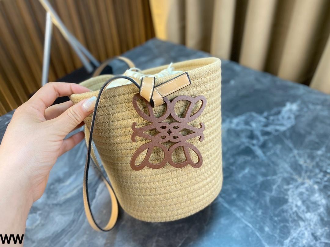 תיק סל Loewe Loewe