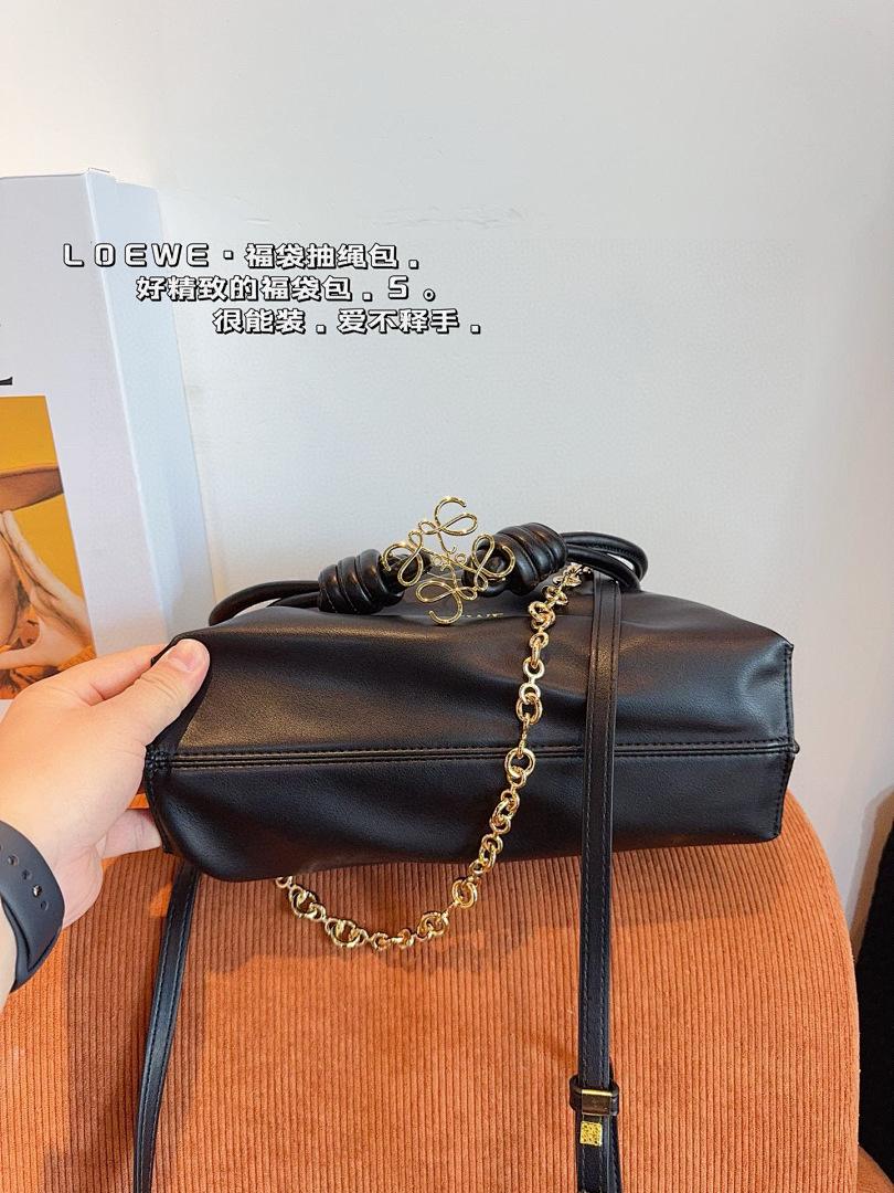 תיק Loewe Loewe