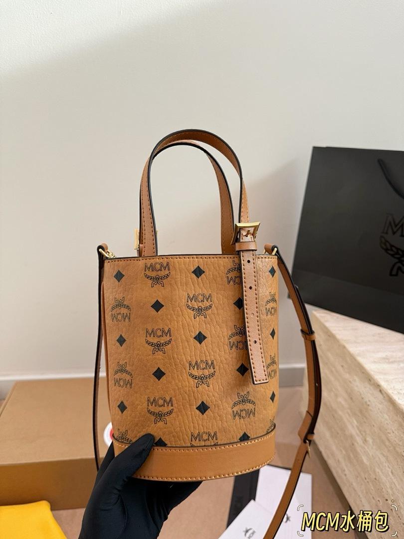 תיק MCM MCM