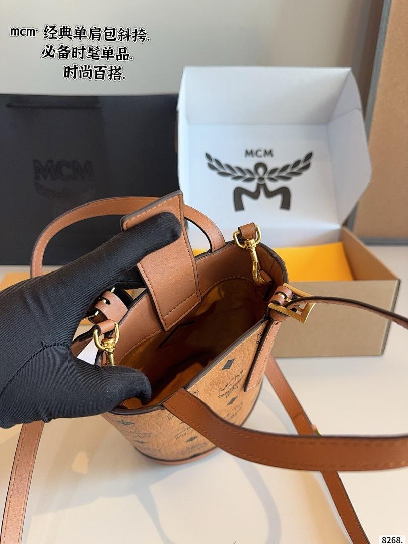 תיק MCM MCM