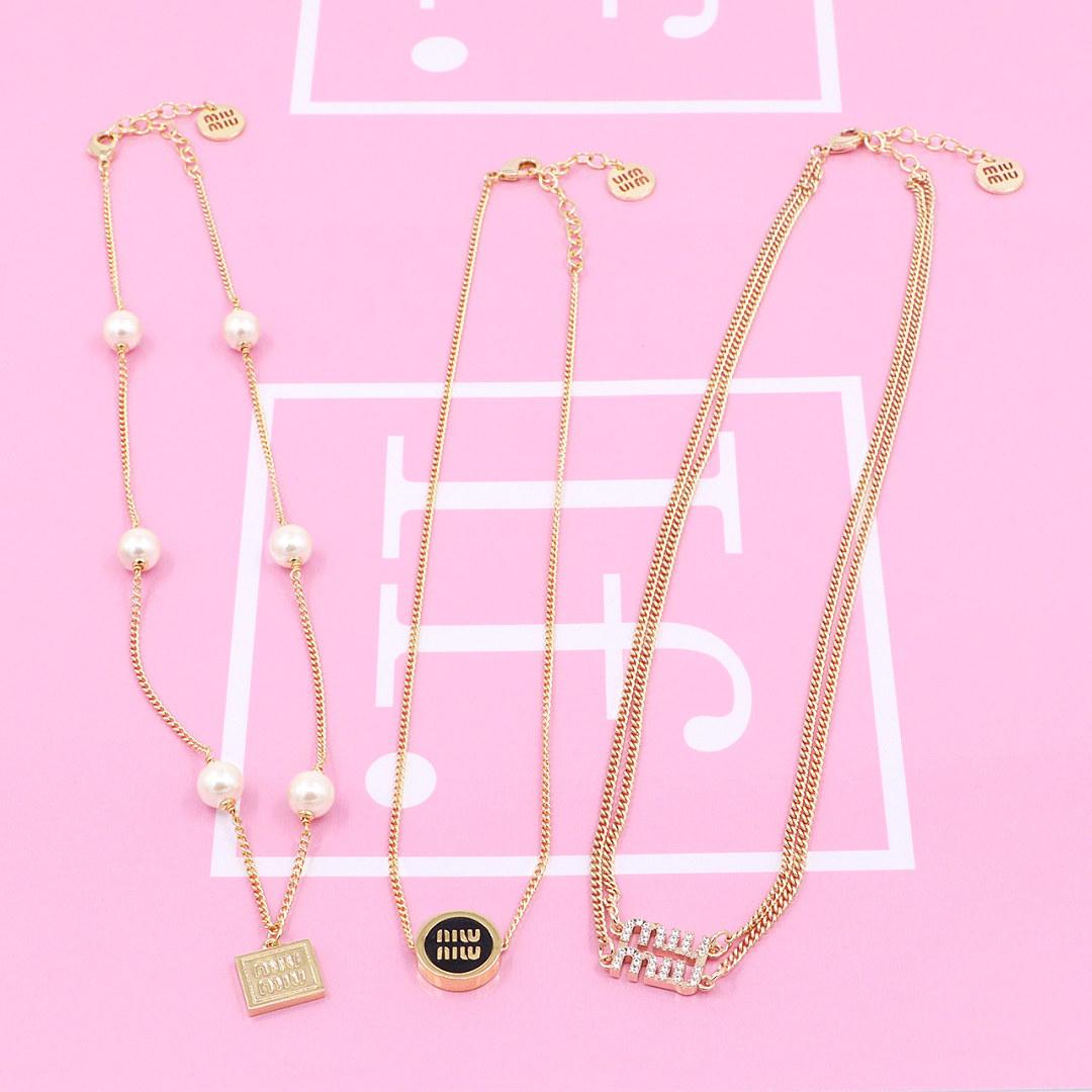 תכשיט Miu Miu Miu Miu