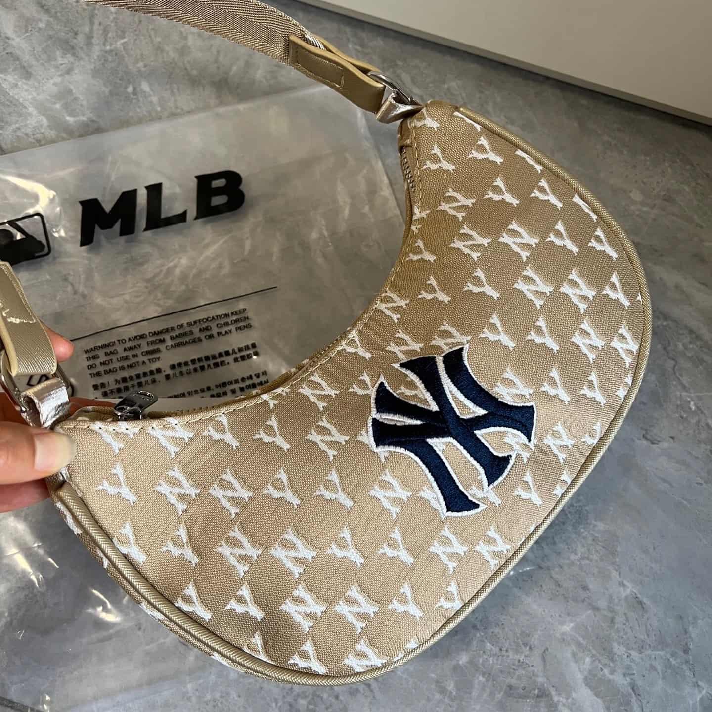 תיק כתף MLB MLB