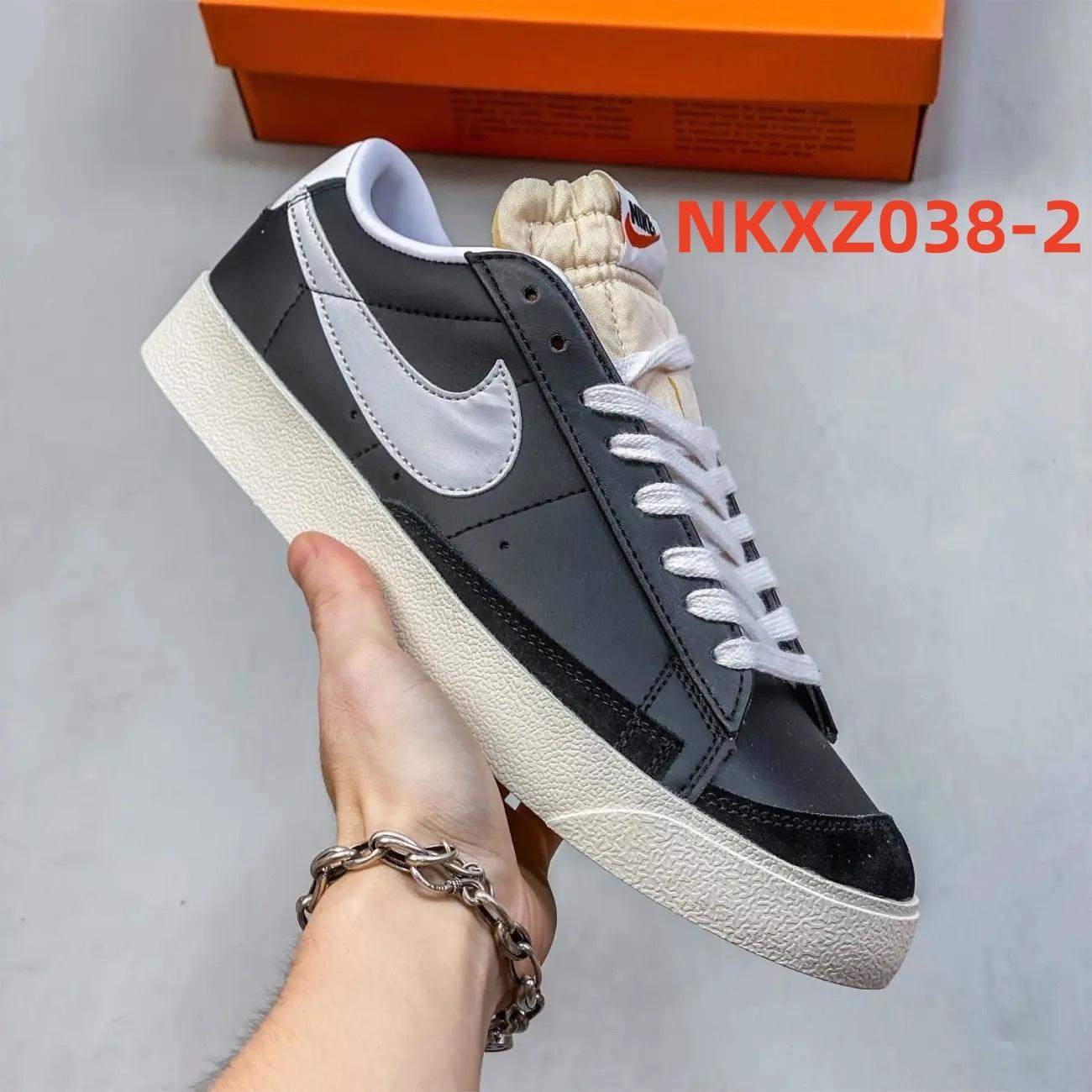 נעלי סניקרס Nike Nike