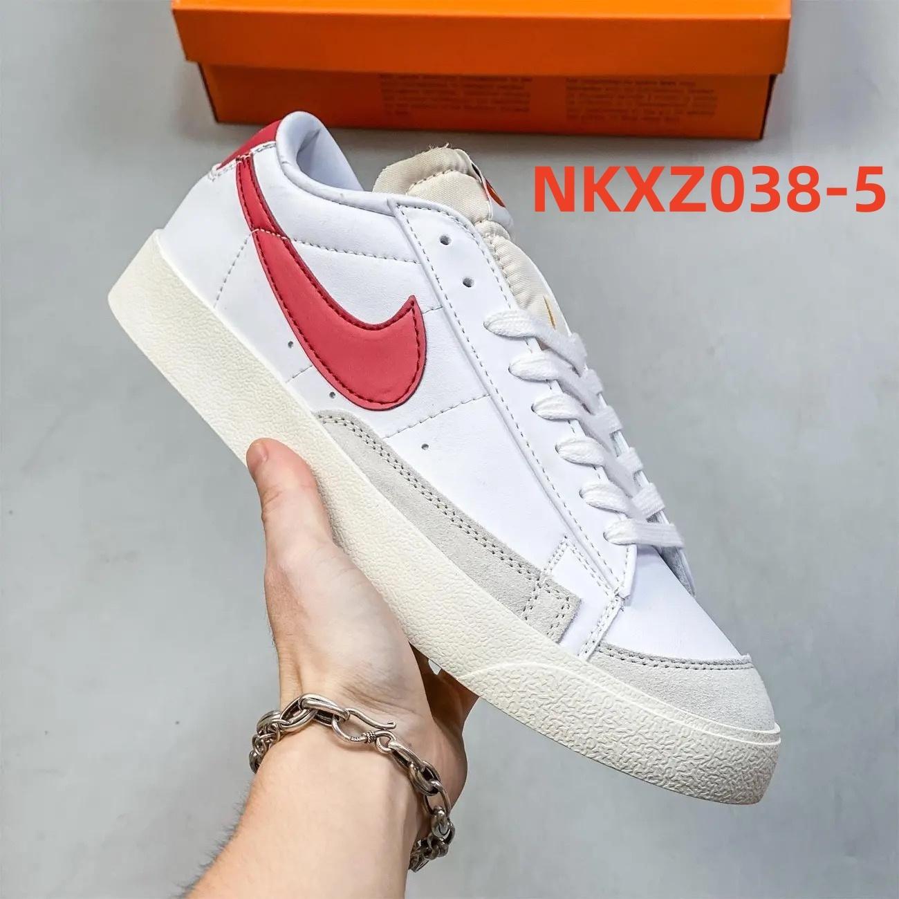 נעלי סניקרס Nike Nike