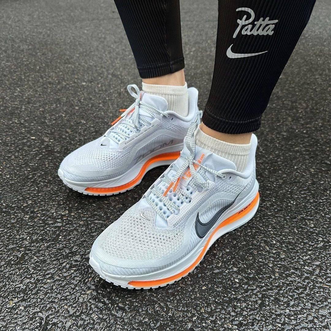 נעליים Nike Nike