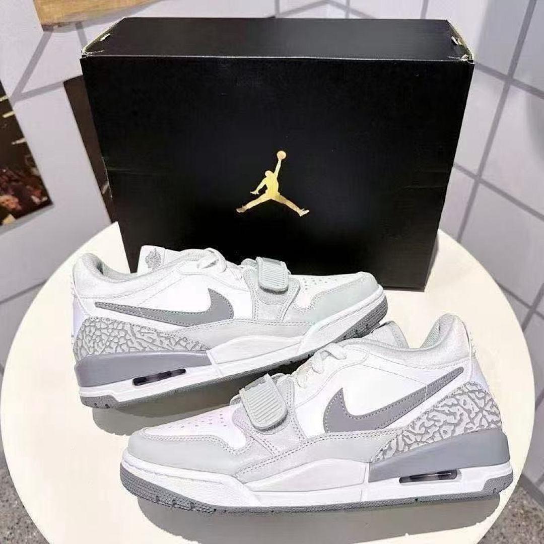 נעליים Nike Nike