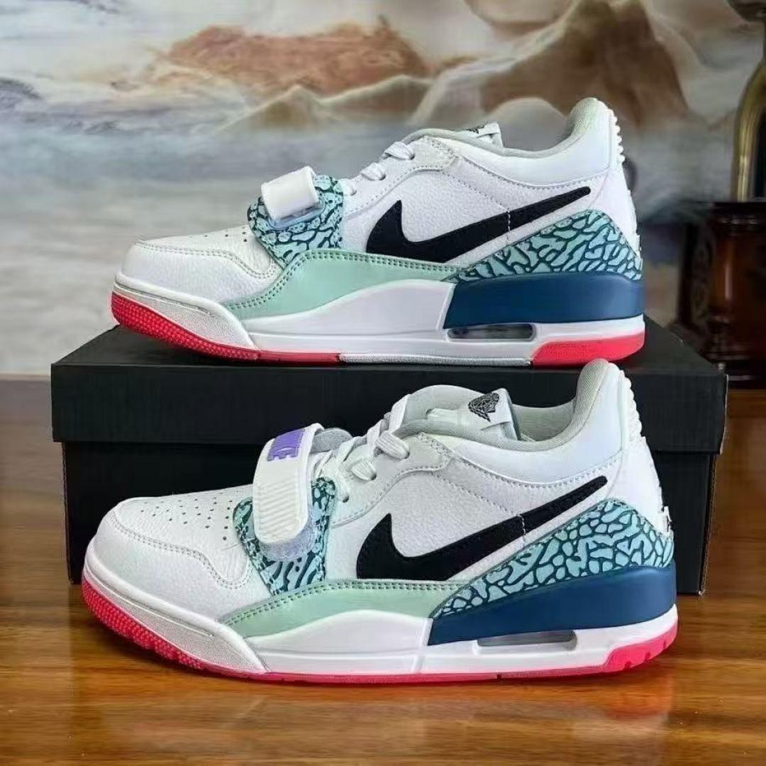 נעליים Nike Nike