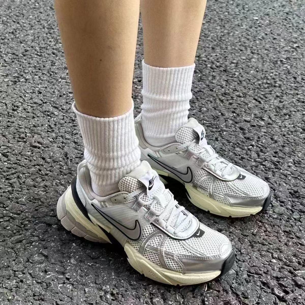 נעלי ספורט Nike Nike