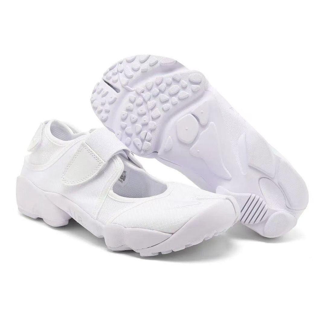 נעליים Nike Nike
