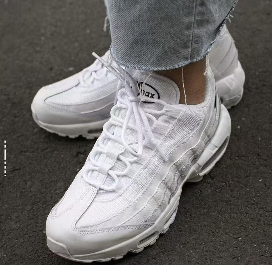 נעליים Nike Nike