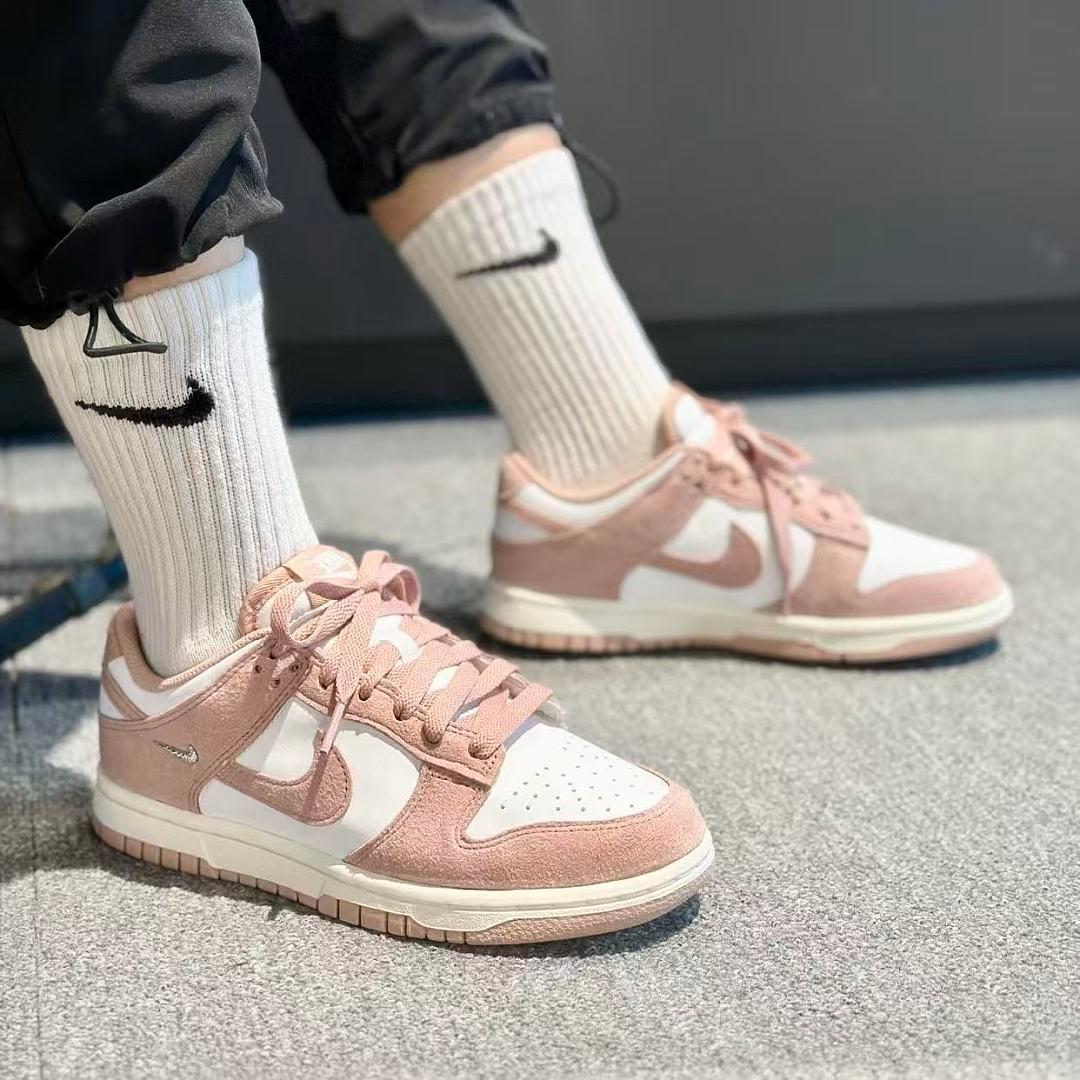 נעליים Nike Nike