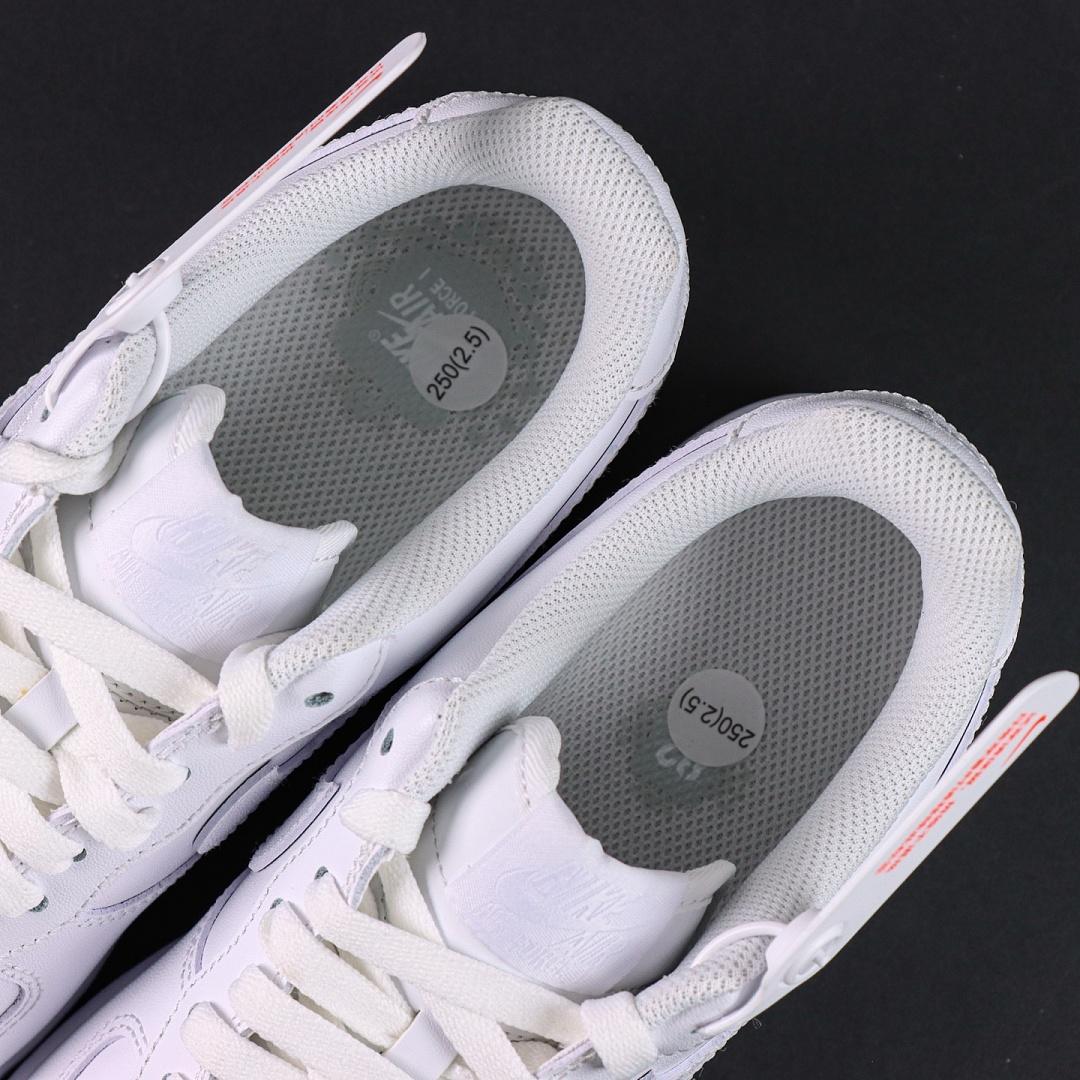 נעליים Nike Nike