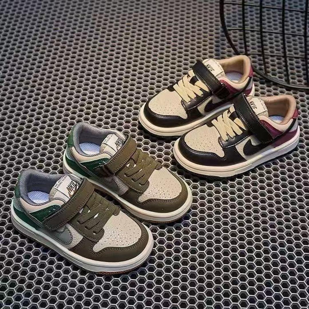 נעליים Nike Nike