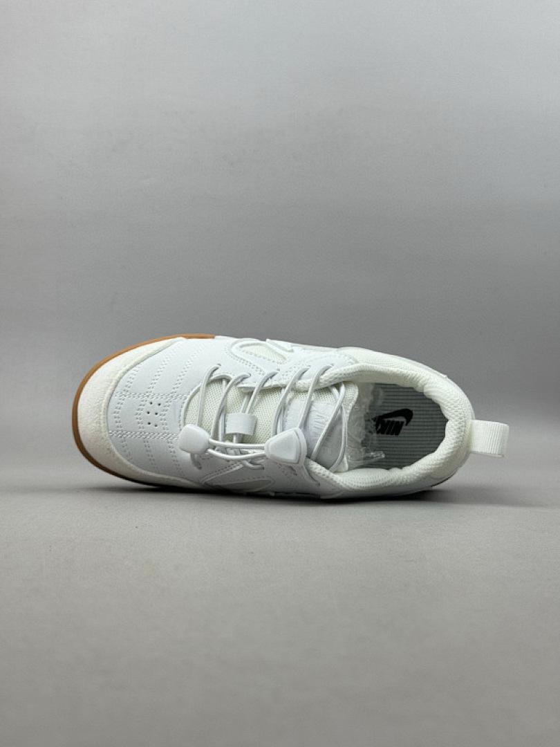 נעליים Nike Nike