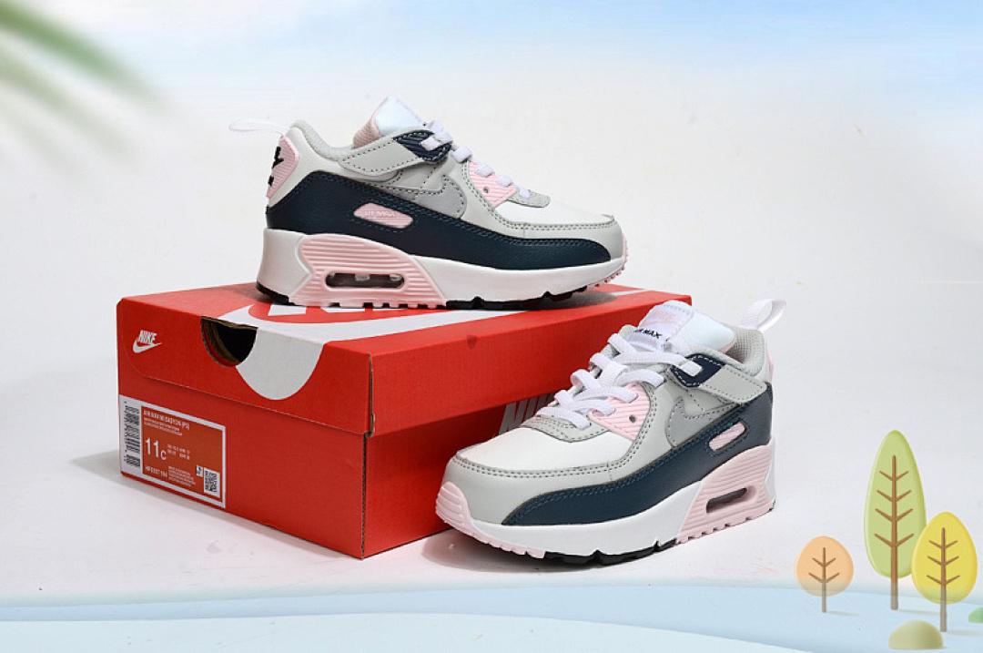 נעליים Nike Nike
