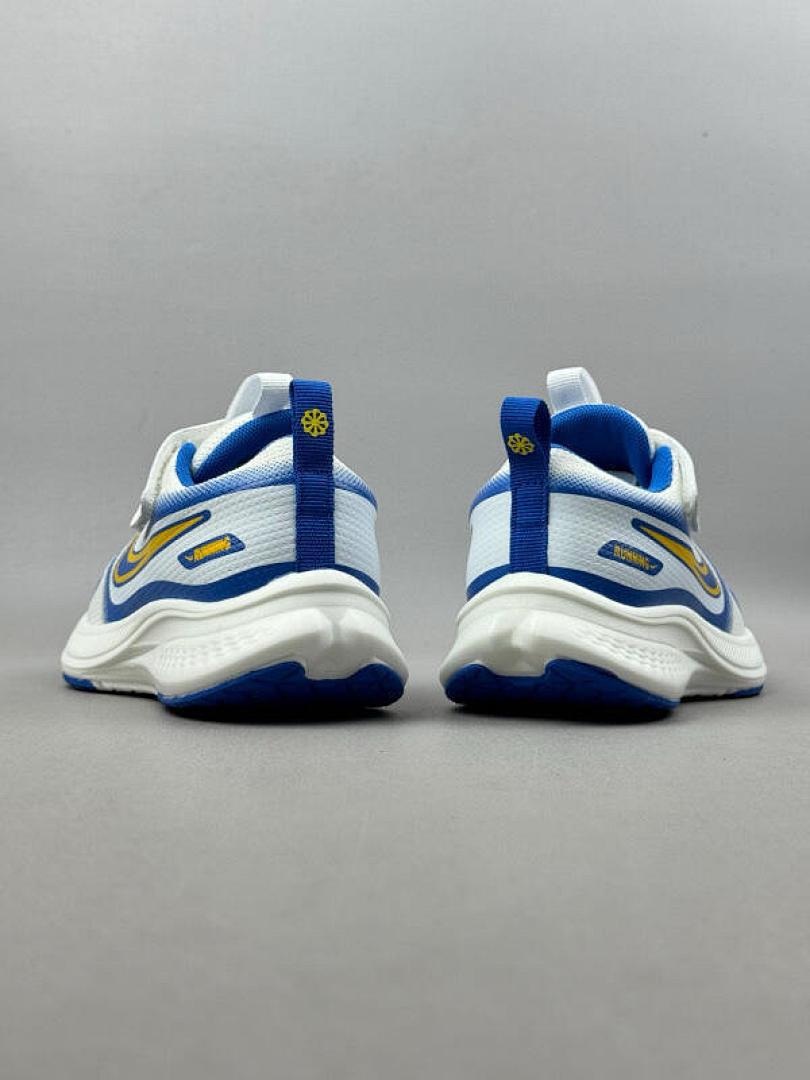 נעליים Nike Nike