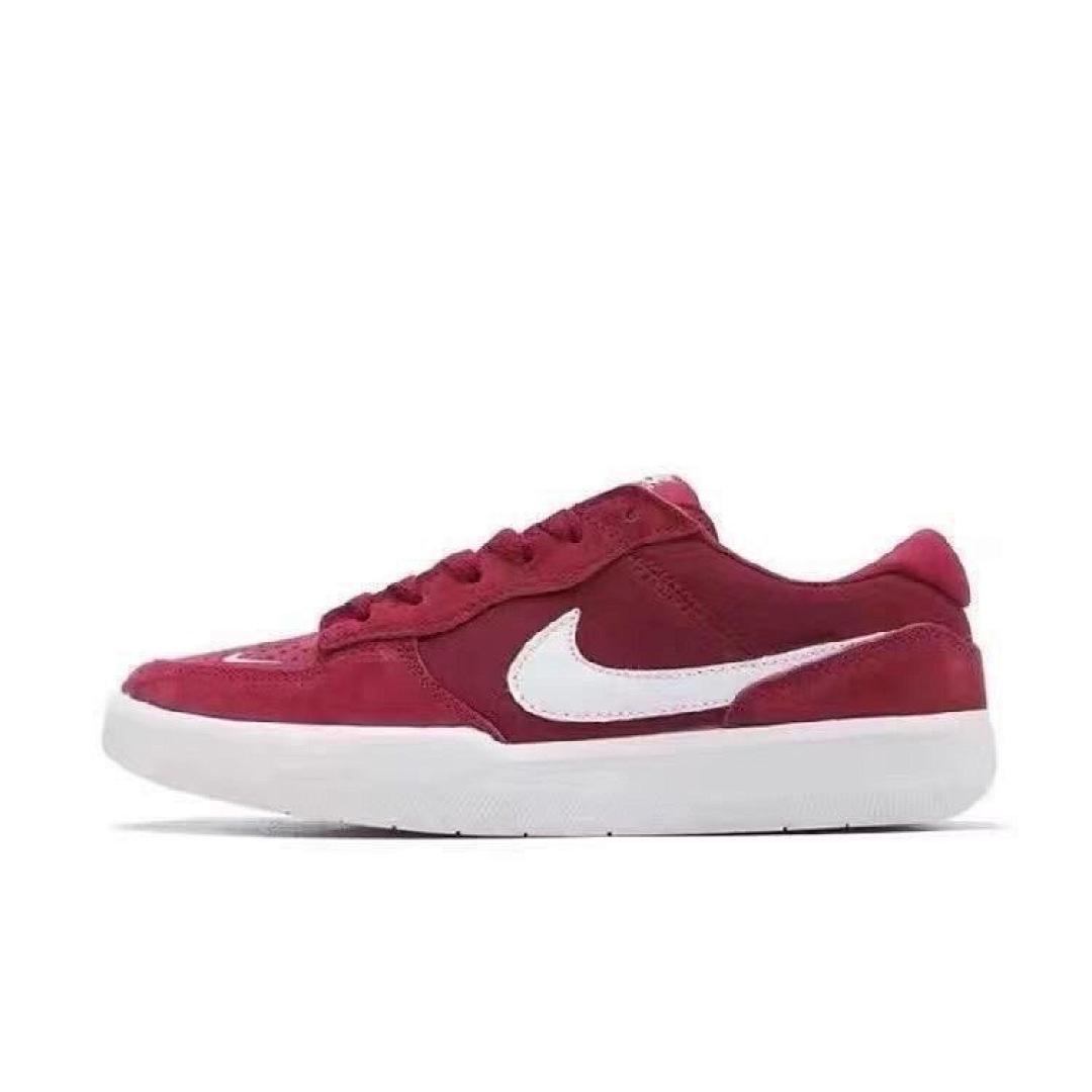 נעליים Nike Nike